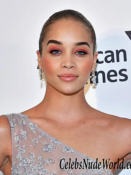 Jasmine Sanders See Through