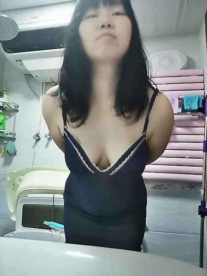 Viya the chubby Chinese wife and mother