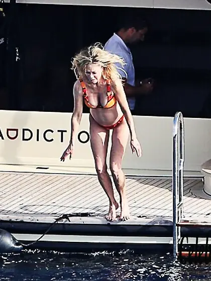 Melanie Griffith Bikini