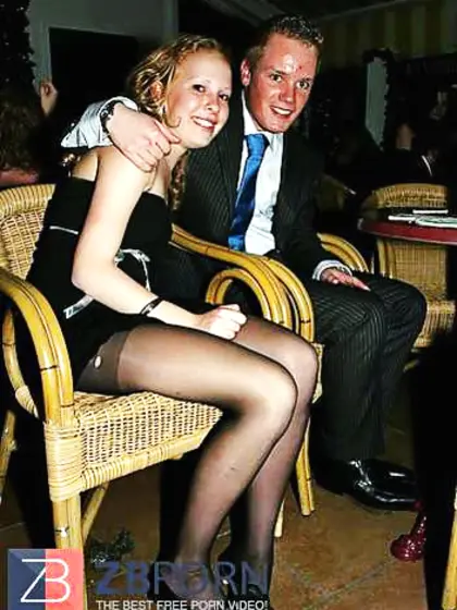 Amateurs in Dark-Hued Tights II