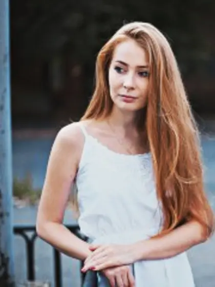 Redhead Teen Redtul1P Dancing.