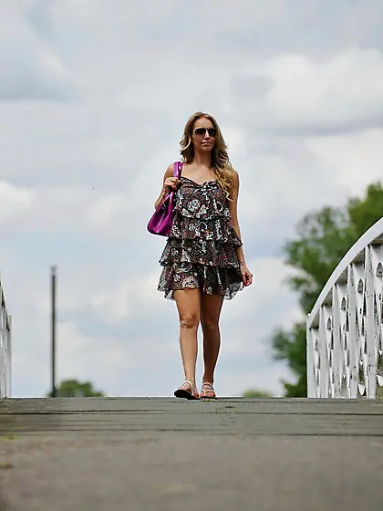 Free spirited blonde Hayley Coppin looks fucking hot outdoors