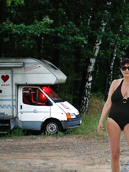 Street Hooker Mariolitta Fuck Public for Cash