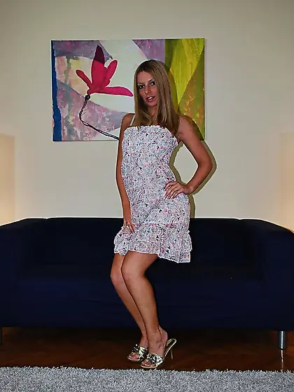 25 yo Blonde Debbie Hand jobs