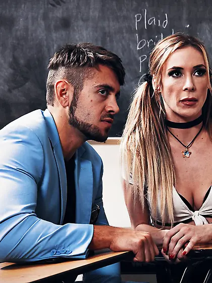 Skinny schoolgirl in high-knee socks gets eaten out and shagged