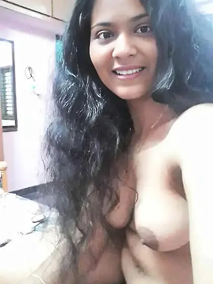 Tamil nude girl ponselvi pundai
