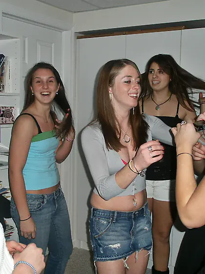 Teen Party girls