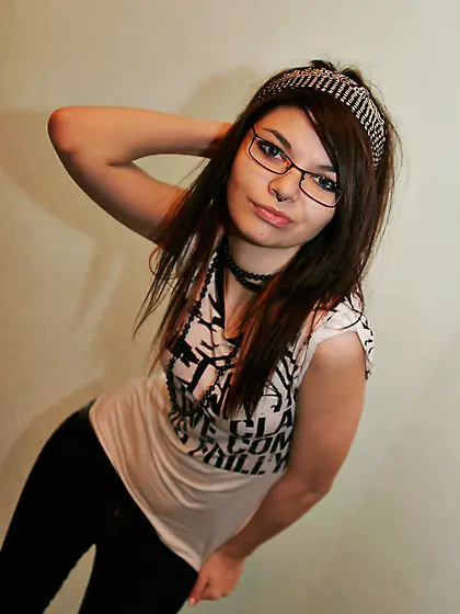 Horny emo gal Kaira 18 takes off her clothes and shows her smoki