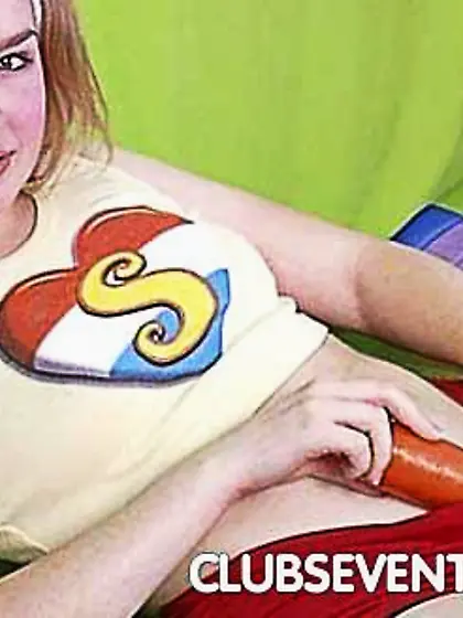 Karin B masturbation