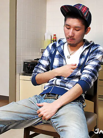 Japanese dude slowly peels