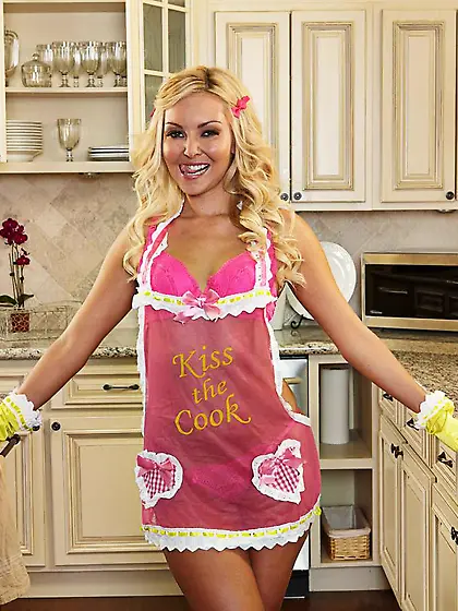 Lovely blonde vixen Aaliyah Love takes off her pink lingerie and