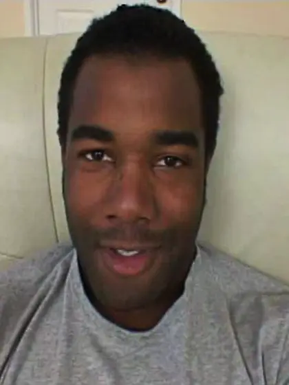 Blonde short hair shows