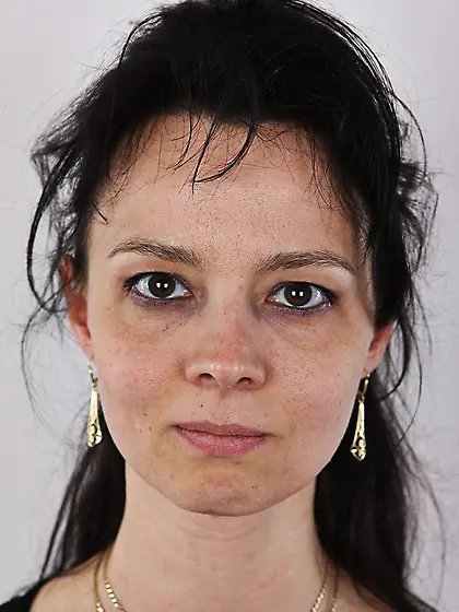 Mouthwatering bitch black top