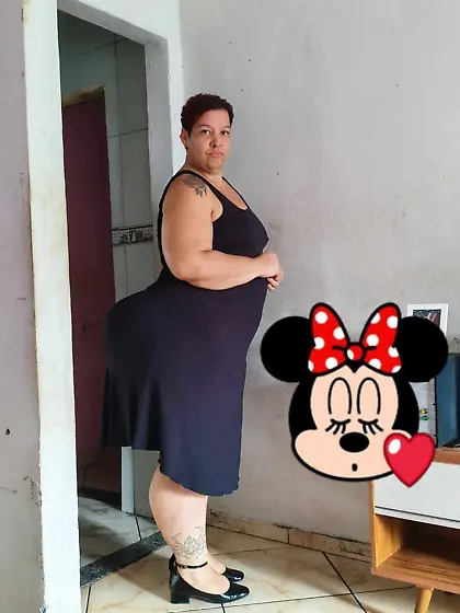 Hermosa Nalgona Latina