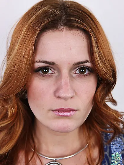 Sexy shaped tattooed chick