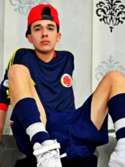 Brunette Young Man Lianxlexander Dancing.