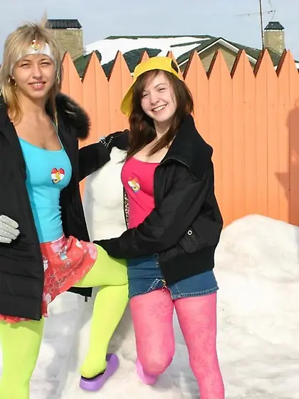 Anita D and Maya D winter