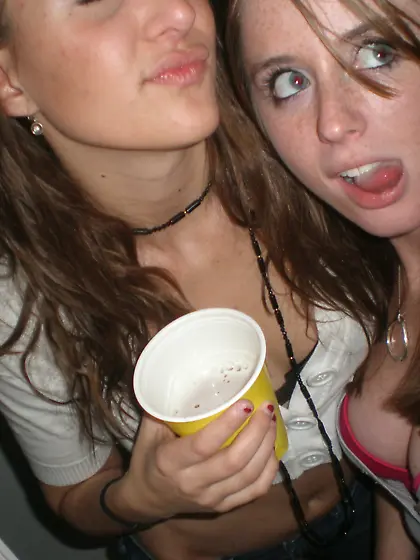 Teen Party girls