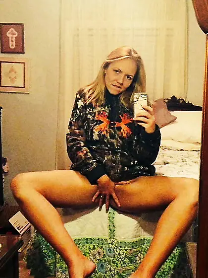 Blonde wife posing (some pregnant)