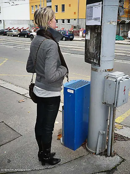 Teen Blow Jobs POV Station from Europe