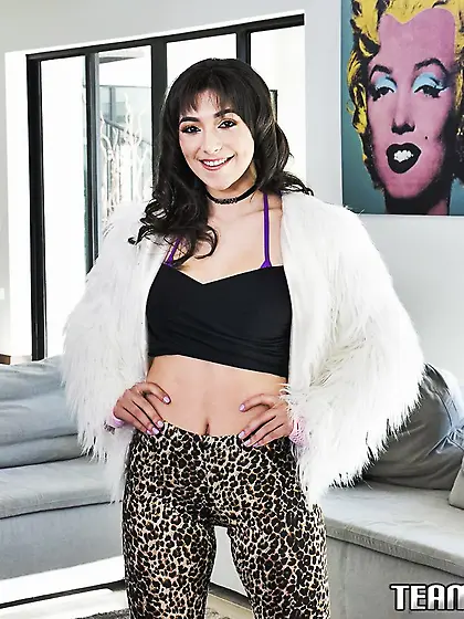 Big-assed teen delivers when he needs it