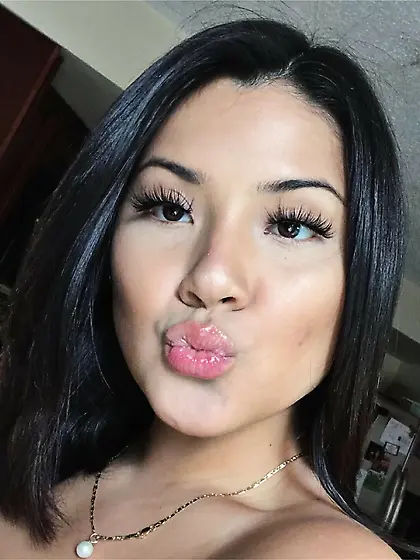 sexy latina face
