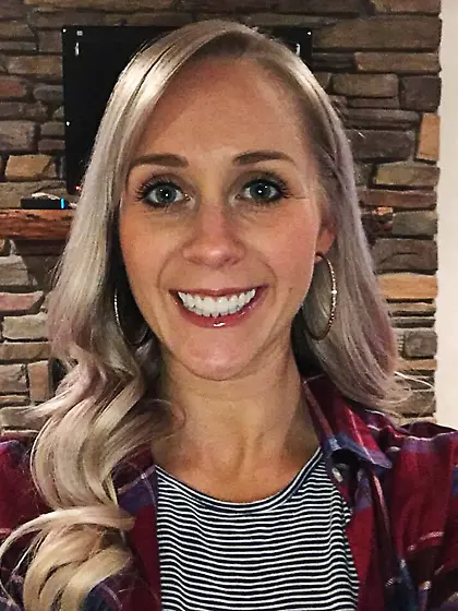 Joe gets Sara to show her tits and bit of pussy