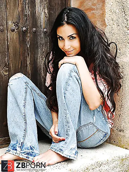 Turkish-German Stunner..... Sila Sahin