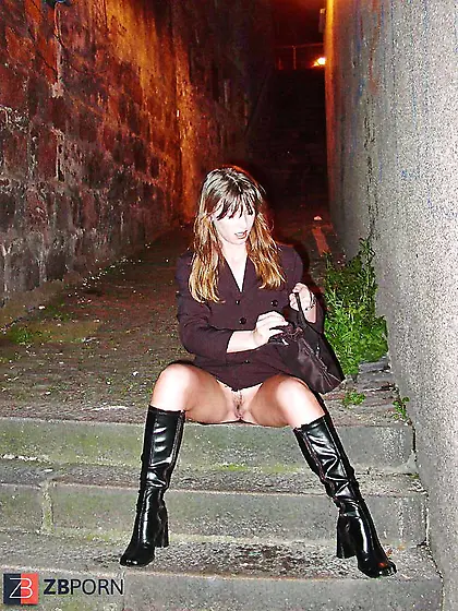 No G-String Up Mini-Skirt Outside