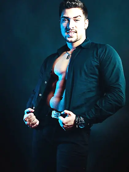 White man MasterJason like to zoom and striptease