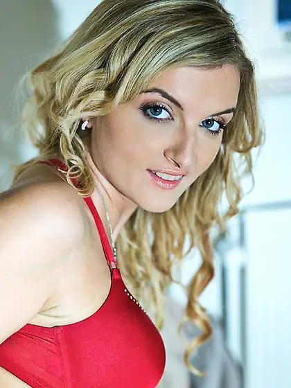 Canadian busty chick taking off red lingerie to spread pussy and