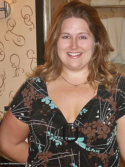 Striptease Gangbang Momma from United States