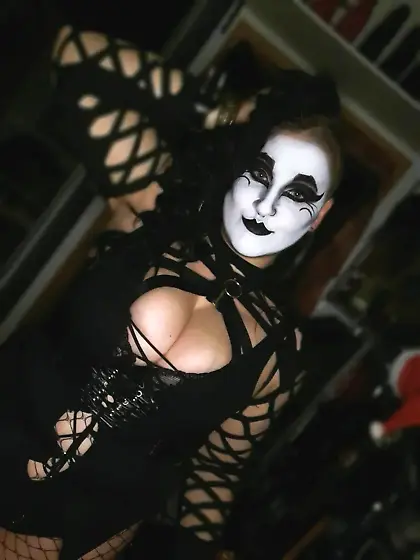 sexy Gothic Queen