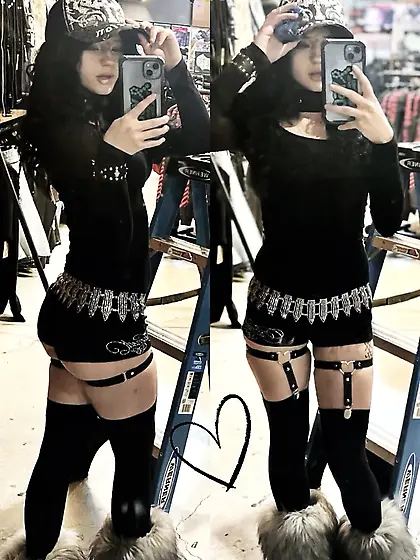 Sexy goth 19 year old hoes