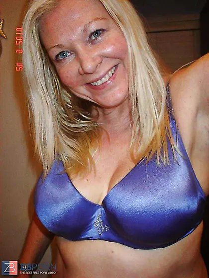 Handsome Blond Mature Needs a Tribute in her Gullet