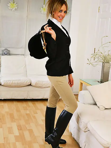 Blue lace panties and brown nylon stockings are what nice stripp