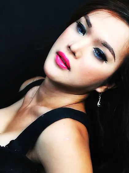 Asian transgender goddessfoxyts smoking