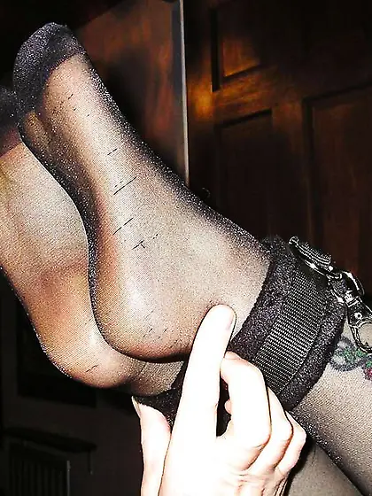 Dark-Hued lace top pantyhose