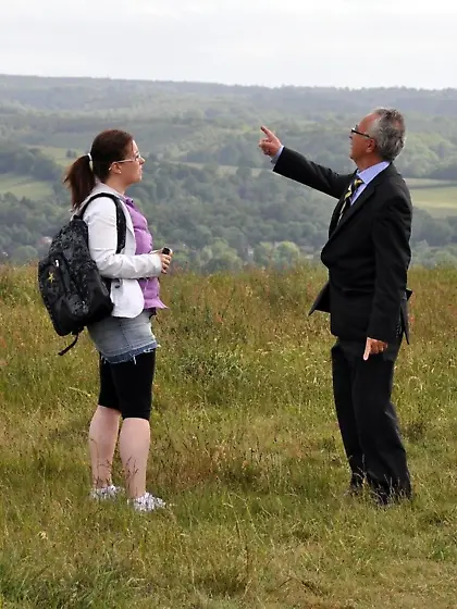 Bawdy girl in red high boots takes foreigner home to make him sc