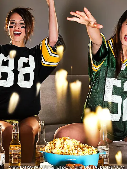 Brunette cheerleader Tiffany Thompson gets boozed and wild perfo