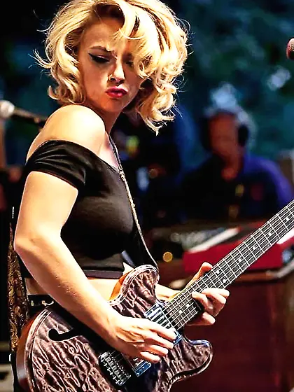 pics and gifs 11-18-25