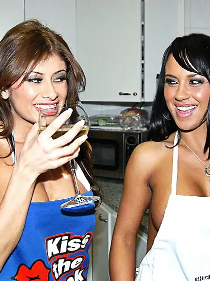 Delicious milfs Mariah Milano,  Lisa Daniels and Kayla Paige do l