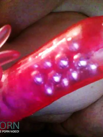 Wife playing sans me