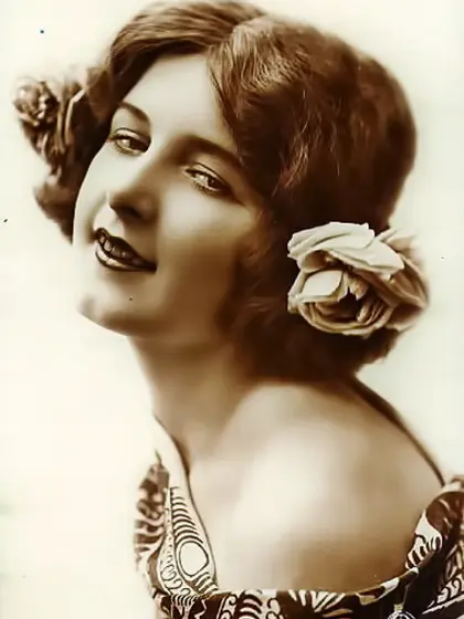 Poses white dress smiles