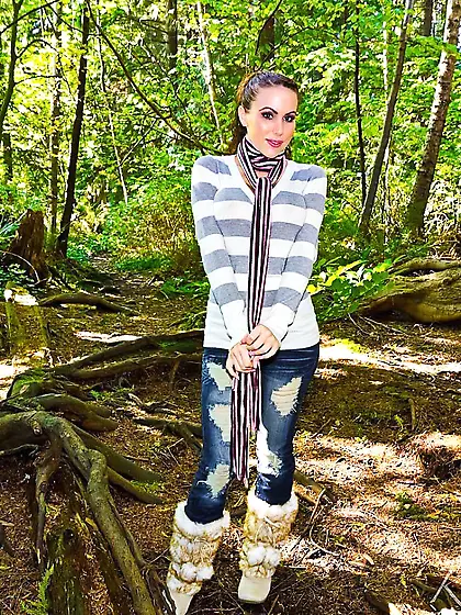 Busty brunette bombshell Katie Banks has nasty outdoor fun as sh