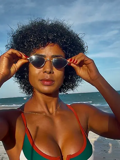 how to break hot pretentious muscle bitch?