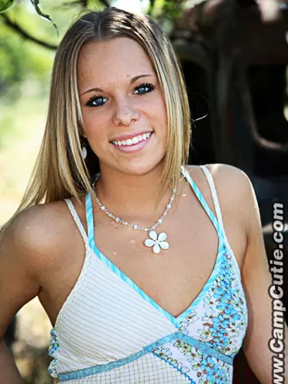 Hot blonde indulging body