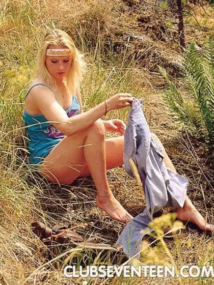 Heidi A masturbation