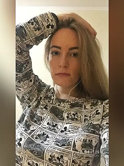 Bisexual webcam striptease