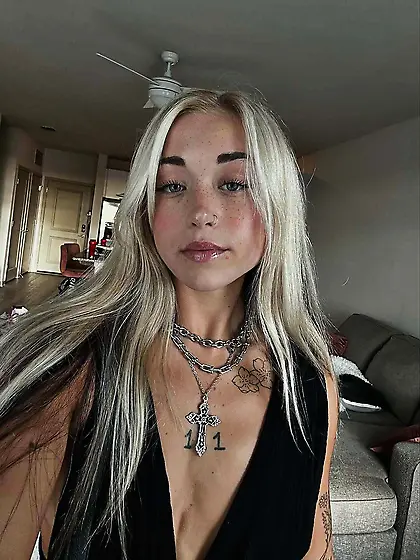 how would you treat this hardbody cocky bitch?